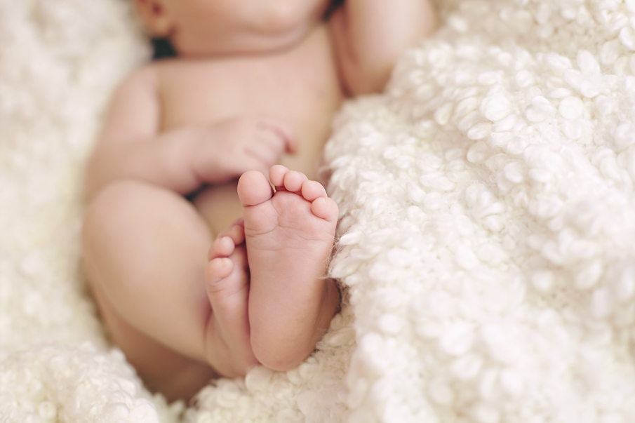 Newborn Photographer in Scottsdale